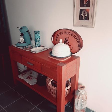 Bed and Breakfast Bed En Boterham Hedel Esterno foto