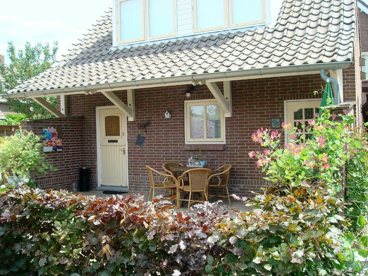 Bed and Breakfast Bed En Boterham Hedel Esterno foto